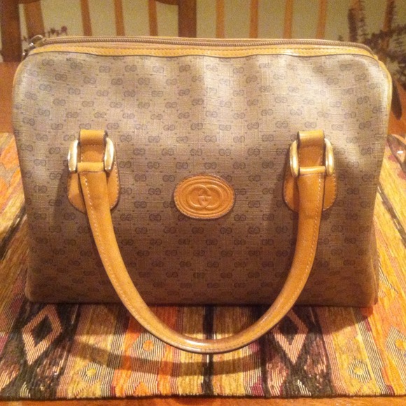 ❗️SOLD❗️Authentic Vintage Gucci Boston Hand Bag - Picture 2 of 3
