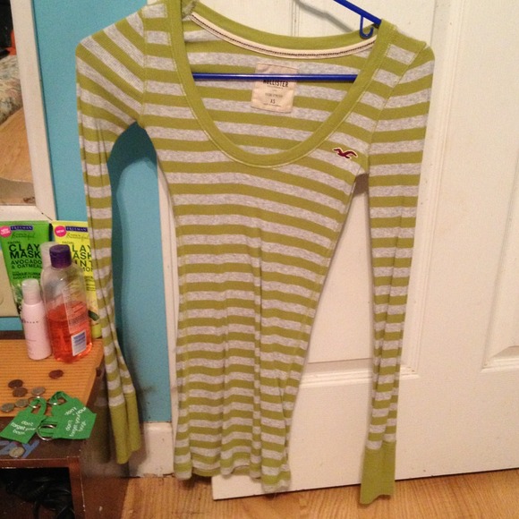 Hollister - Picture 1 of 1