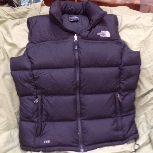 Women's 700 North Face Vest- PRICE REDUCED