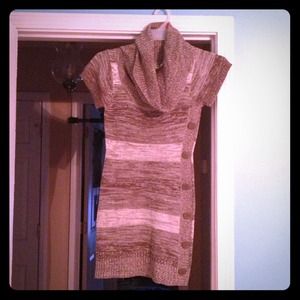 Short sleeve dress