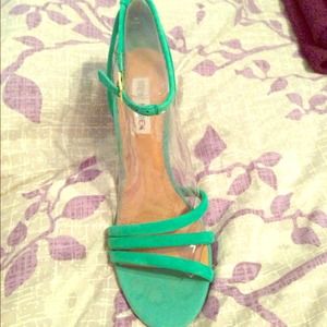 Steve Madden Green Suede Heels