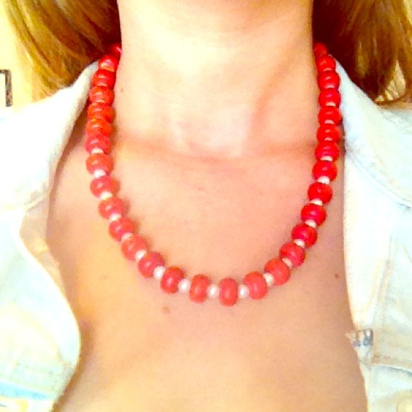Red/Pearl Beaded Necklace