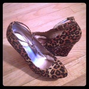 Cheetah Wedges