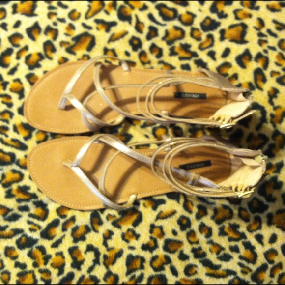 SOLD - Picture 3 of 4