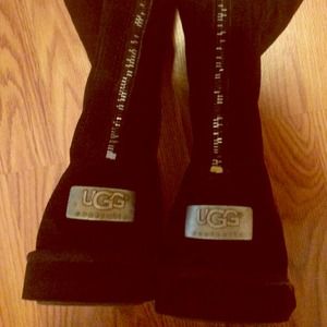 Black tall uggs with zipper