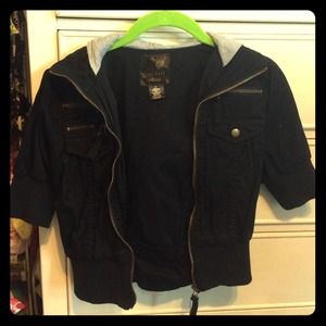 Cropped 3/4 Sleeve Hooded Jacket