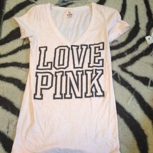 🚫SOLD🚫 Love pink v neck
