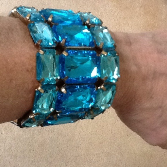 Blue Bracelet - BUNDLED w/ pearl bracelet & SOLD