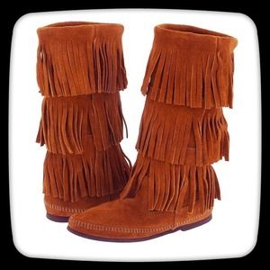 Minnetonka Brown Fringe Suede Boots