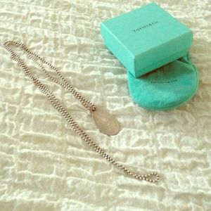 SOLD LOCALLY**** Tiffany and co AUTHENTIC necklace