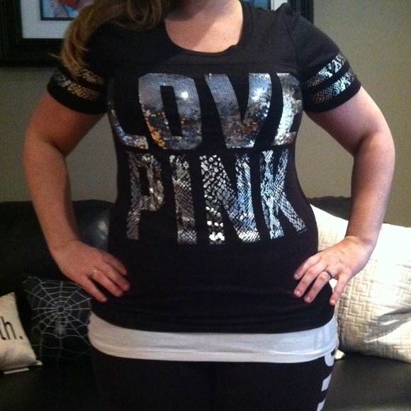 ✨SOLD IN BUNDLE✨Victoria's Secret Pink Bling Tee - Picture 3 of 4