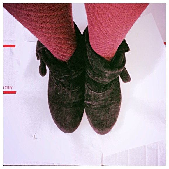 Bow Suede Booties