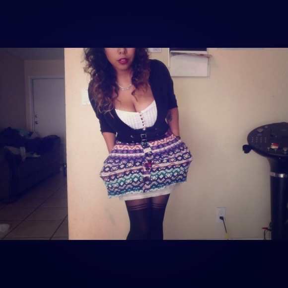 Colorful tribal print skirt! With pockets 😊