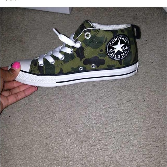 Converse Shoes - Clothes