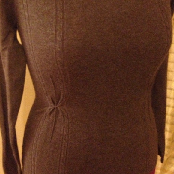 Cyrus turtleneck