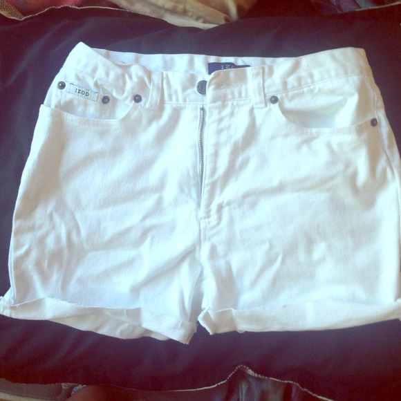 White high waisted shorts