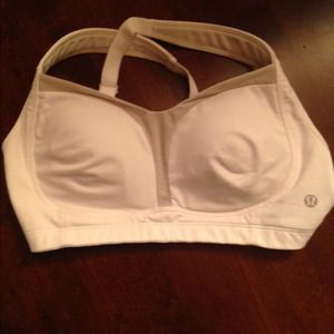 Lululemon sports bra tata tamer 2