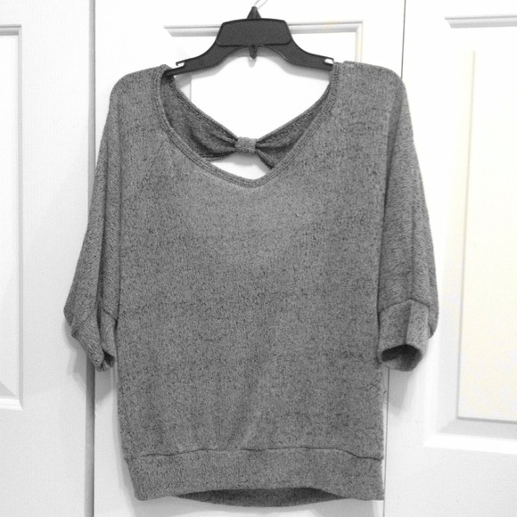 grey sweater 🍂