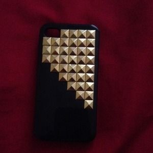 Black studded iPhone 4/4s case