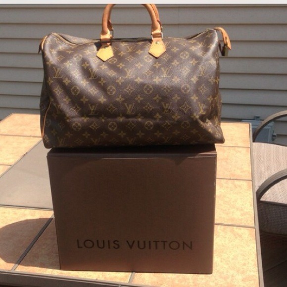 Authentic Louis Vuitton Speedy 40