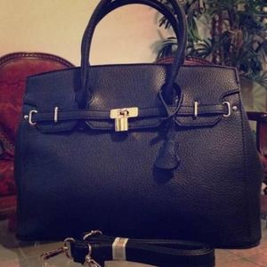 🆕💎💎🆕BLACK celebrity handbag🆕💎🆕