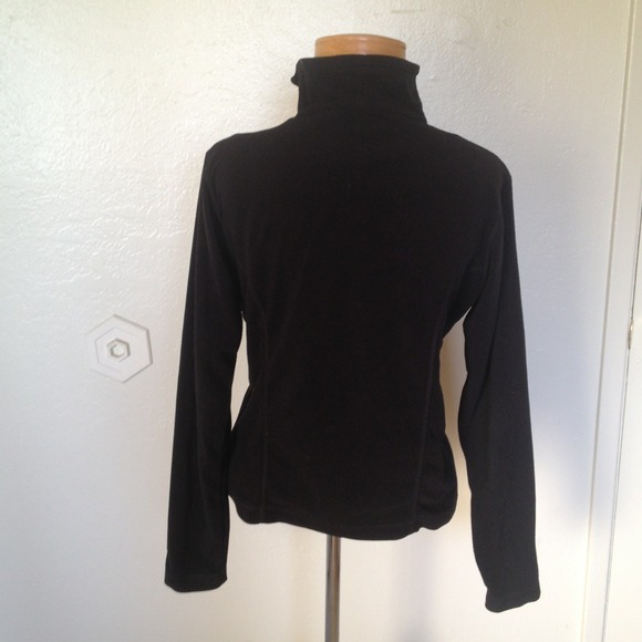 ⛔BUNDLED⛔ Black Half Zip Fleece - Picture 2 of 2