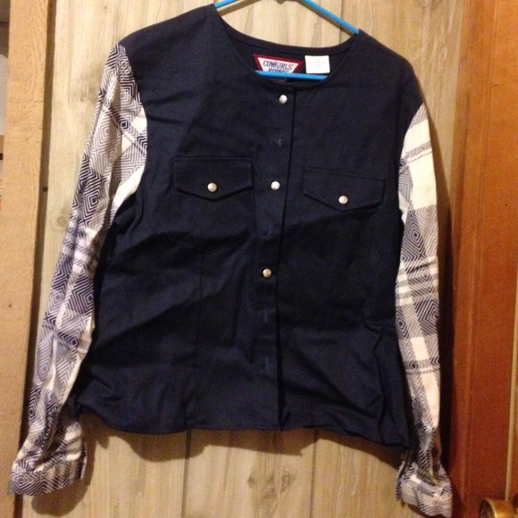 Tops - NAVY AZTEC TOP