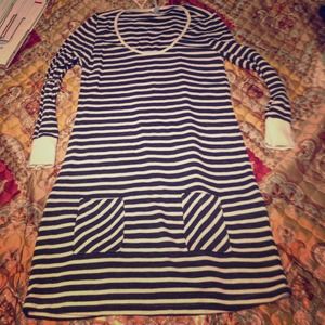 Gap sweatshirt dress. Striped gray and white!