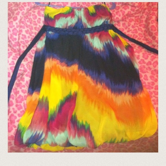 💰✂️✨ Lovely rainbow strapless formal dress - Picture 3 of 3