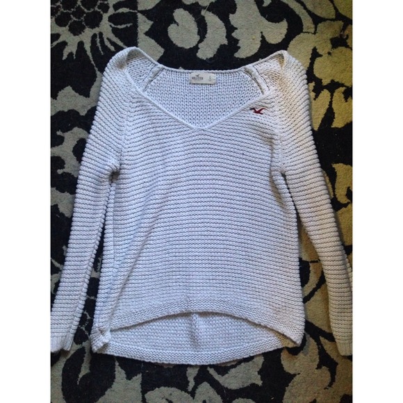 🔮SOLD🔮 White Knitted Hollister Top
