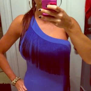 BeBe One shoulder ombré fringe tank