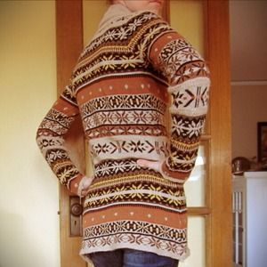 MARKED DOWN! Cozy winter sweater