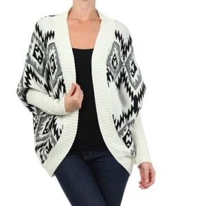 🎉HP🎉 Black Aztec Tribal Batwing Cardigan