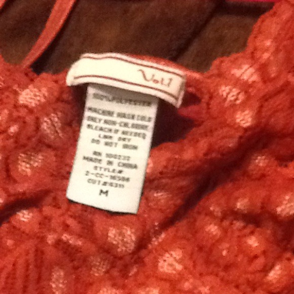 Strapped blouse - Picture 4 of 4