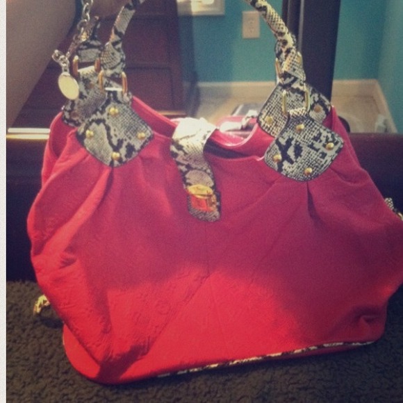 Louis Vuitton Hot Pink Gorgeous Bag ! 😍 - Picture 2 of 3