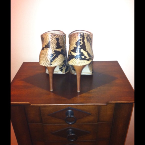 Rachel Roy snake skin bootie - Picture 2 of 2