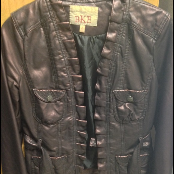 Buckle leather like jacket.