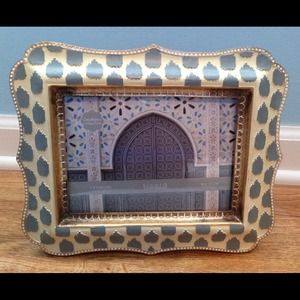 Chic photo frame