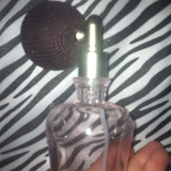 Old fashioned inspired perfume