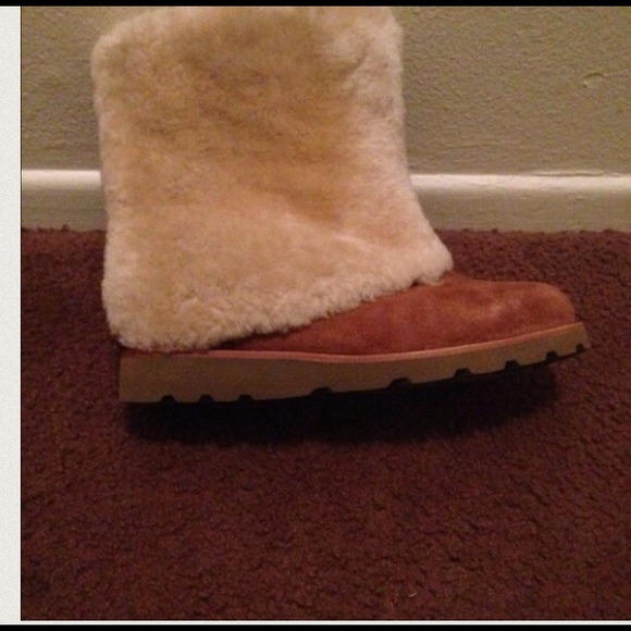 Authentic UGG boots - Picture 4 of 4