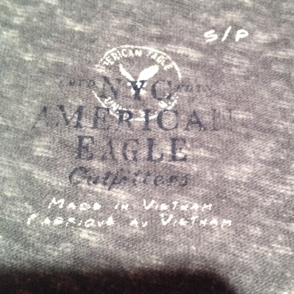 American eagle v neck💗 - Picture 3 of 3