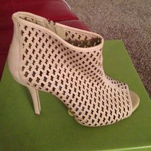 Gianni Bini Tan open-toed Bootie