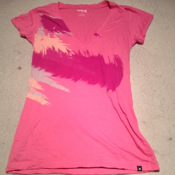 Hurley v neck!