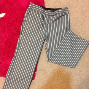 Express ankle pants and pink Capri pants bundle