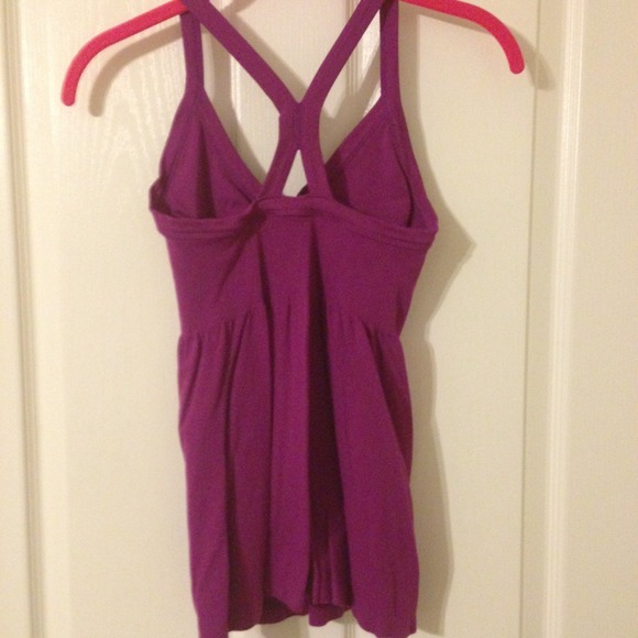 Work Out Top - Picture 2 of 3