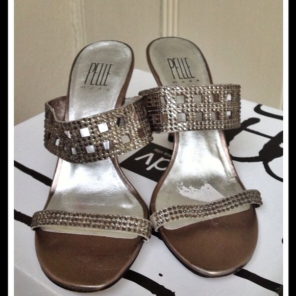 SOLD AT OUTSIDE SALE SLIP ON SPARKLERS