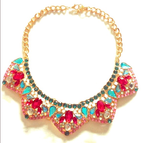 Multi-color rhinestone statement necklace