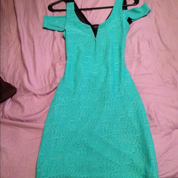 Jade lace dress - Picture 1 of 4