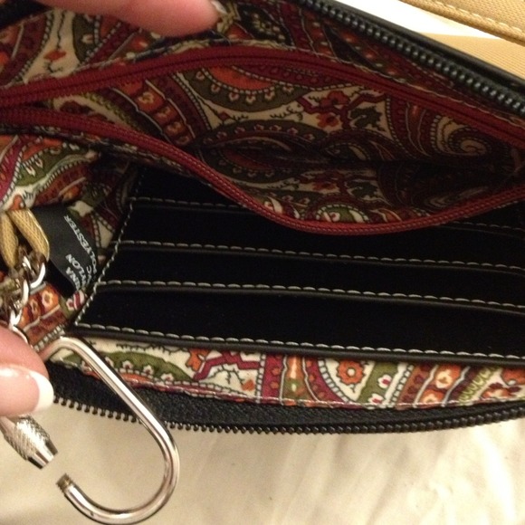 💖🌟REDUCED🌟💖Max New York Tan clutch - Picture 3 of 3