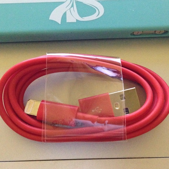 ⛔⛔SOLD⛔⛔iPhone 5 USB